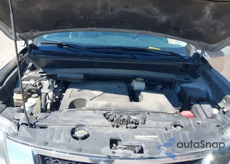 2015 Nissan Pathfinder Platinum z USA, uszkodzony, nr VIN 5N1AR2MM2FC672759